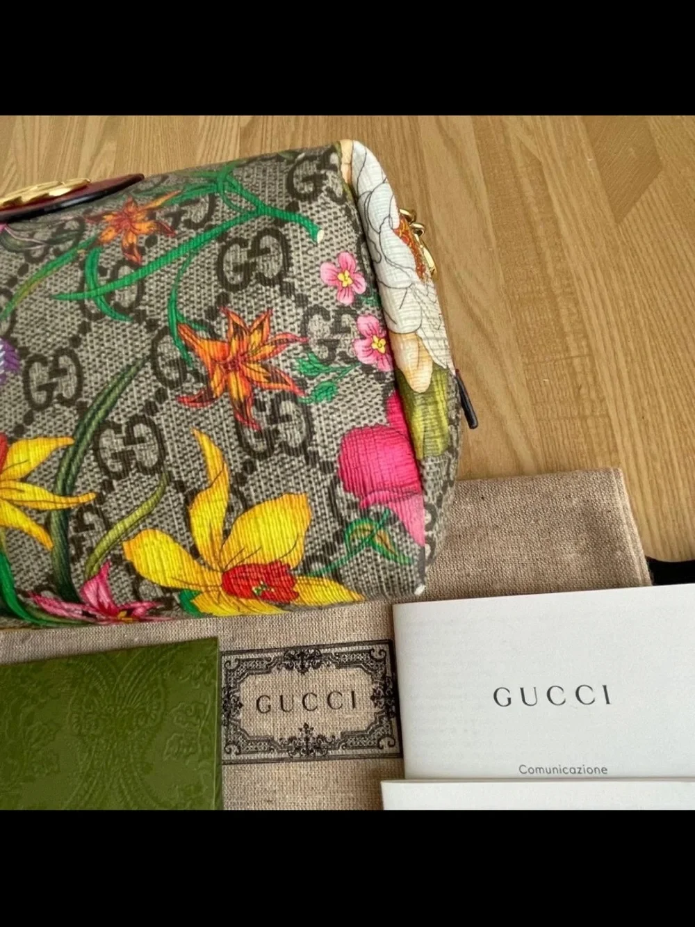 Gucci Floral GG Supreme Cosmetic Pouch - Brown with Multicolor Blooms